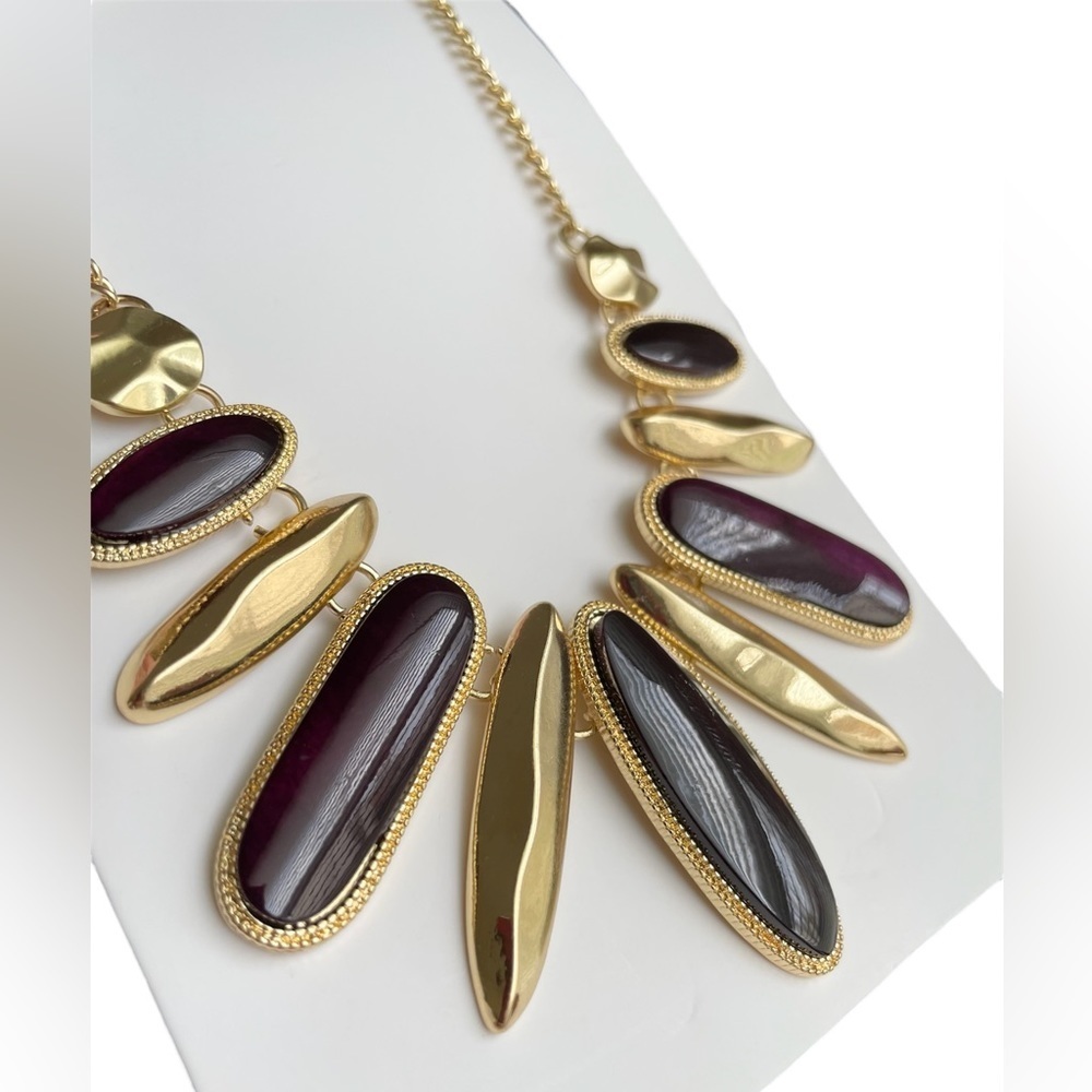 Charming Charlie Dark Purple & Gold-Tone Stone Necklace NWT - Picture 3 of 13